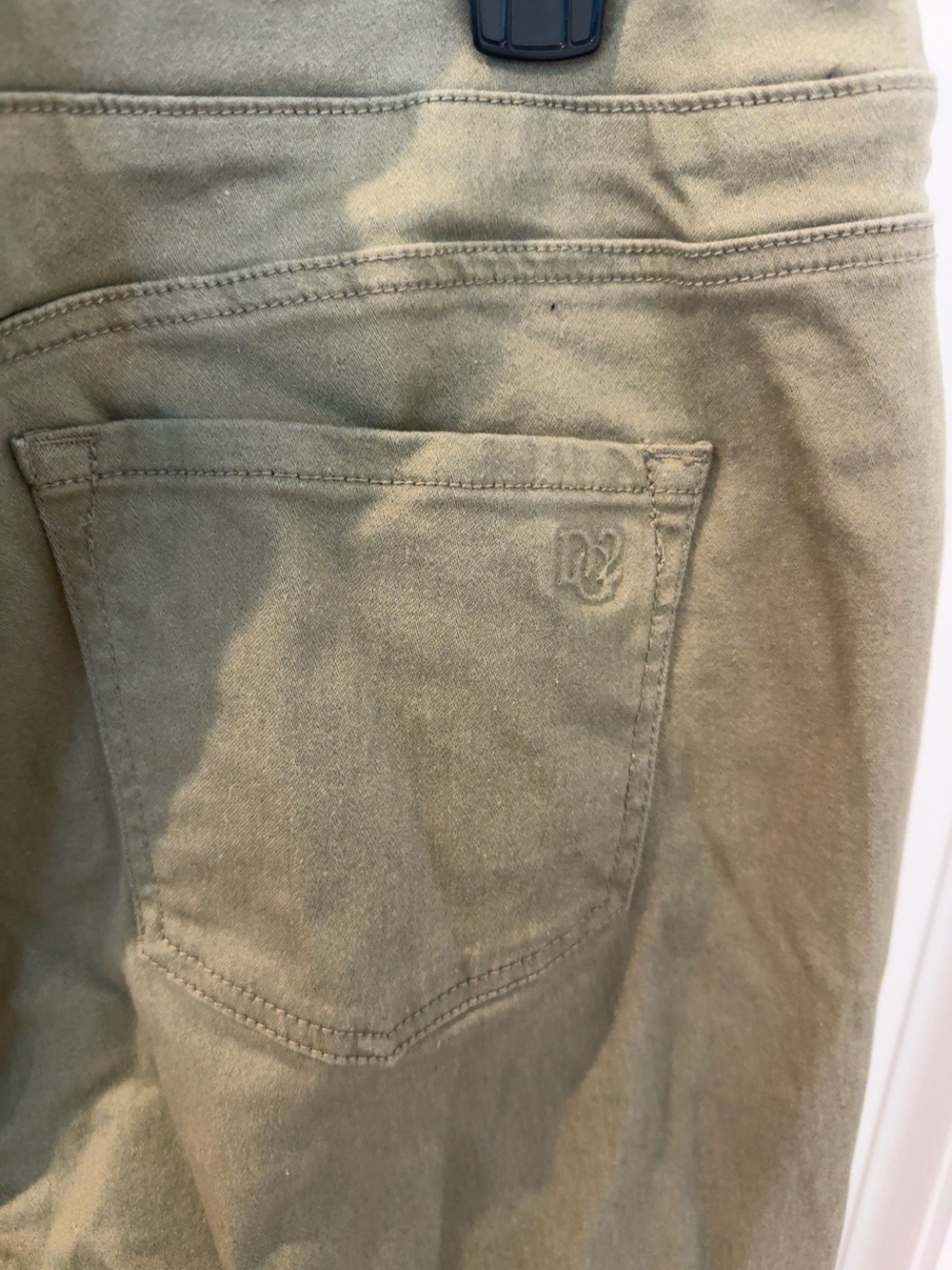 DQ² by DQ Collection Olive Green Pull-On Skinny Pants 2X Button Front Stretch - Picture 7 of 7